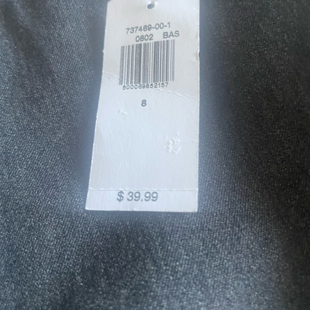 Old Navy High-Rise Pixie Pants - Picture 2 of 3